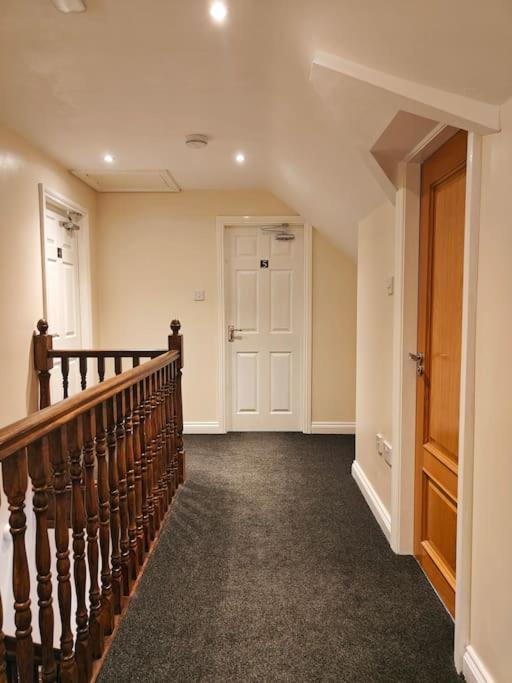 Luxury 5-Bed House Near Nec & Bhx Apartment Solihull Exterior photo