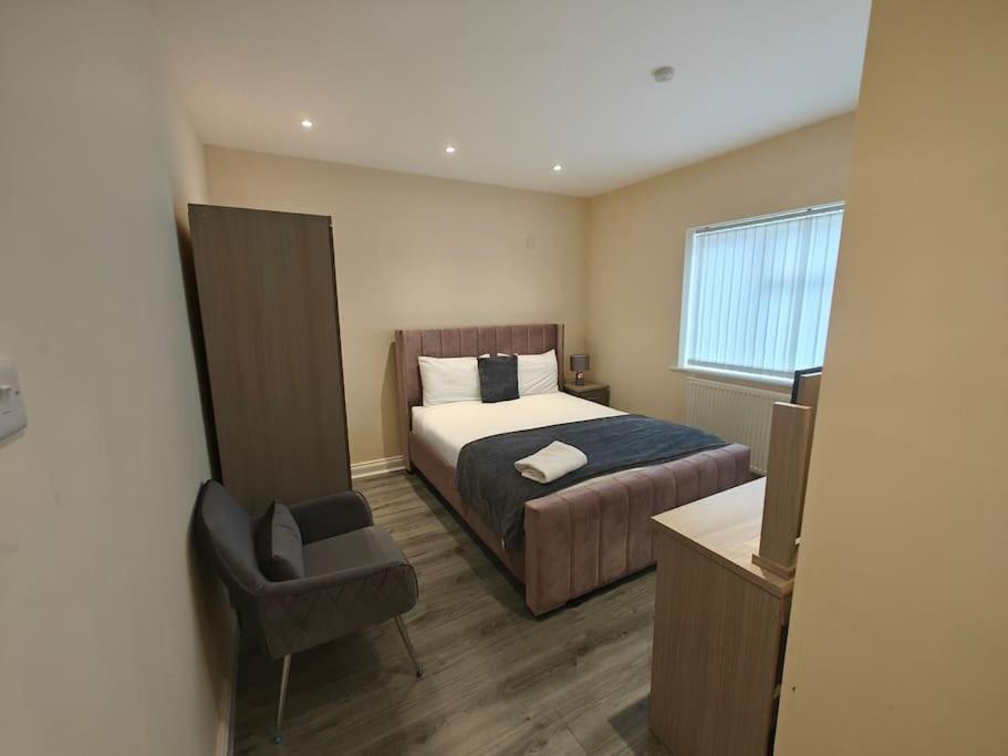 Luxury 5-Bed House Near Nec & Bhx Apartment Solihull Exterior photo